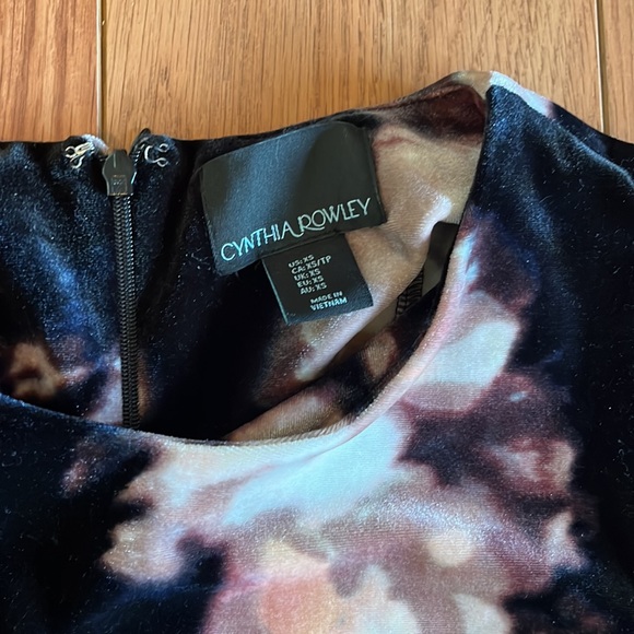 XS Cynthia Rowley Dress - Picture 2 of 3